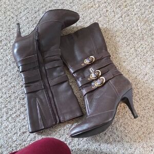 Women's Brown Leather Mid-Calf Heeled Boots